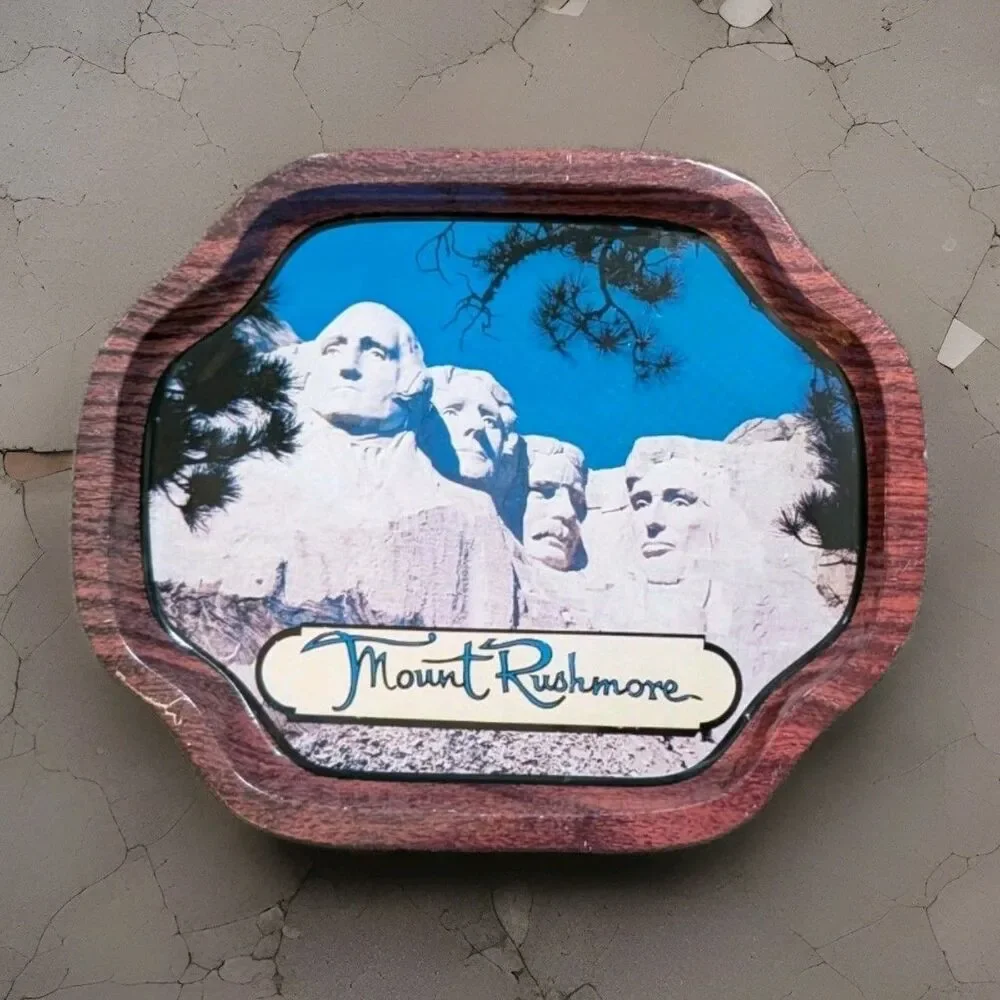 Vintage Mount Rushmore Souvenir Tray Faux Wood Scalloped Metal Made in HK 1970s